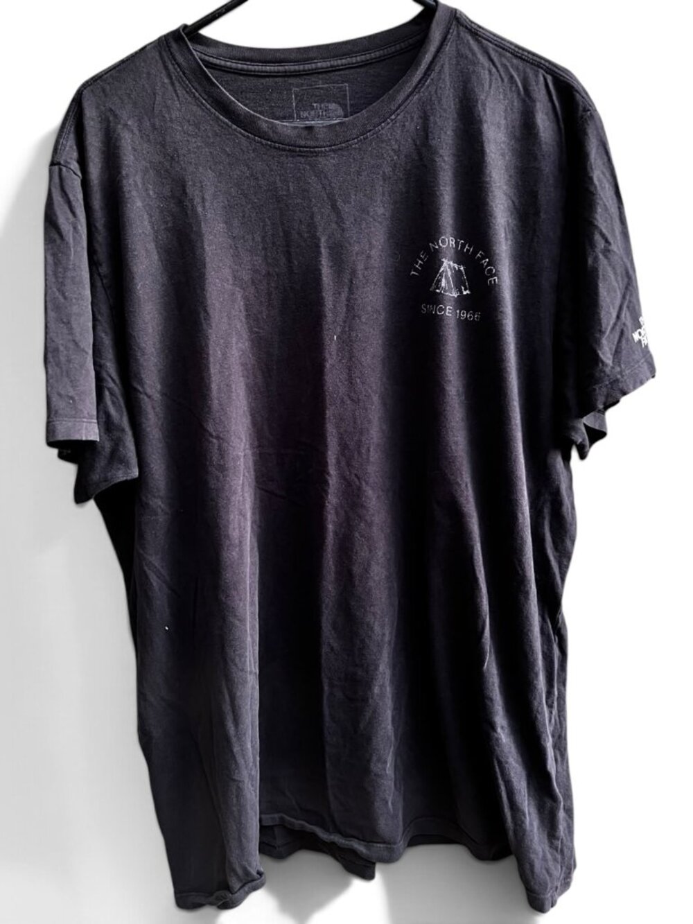 The North Face Men’s Black Graphic Camping Tent Crewneck T-Shirt Size XL